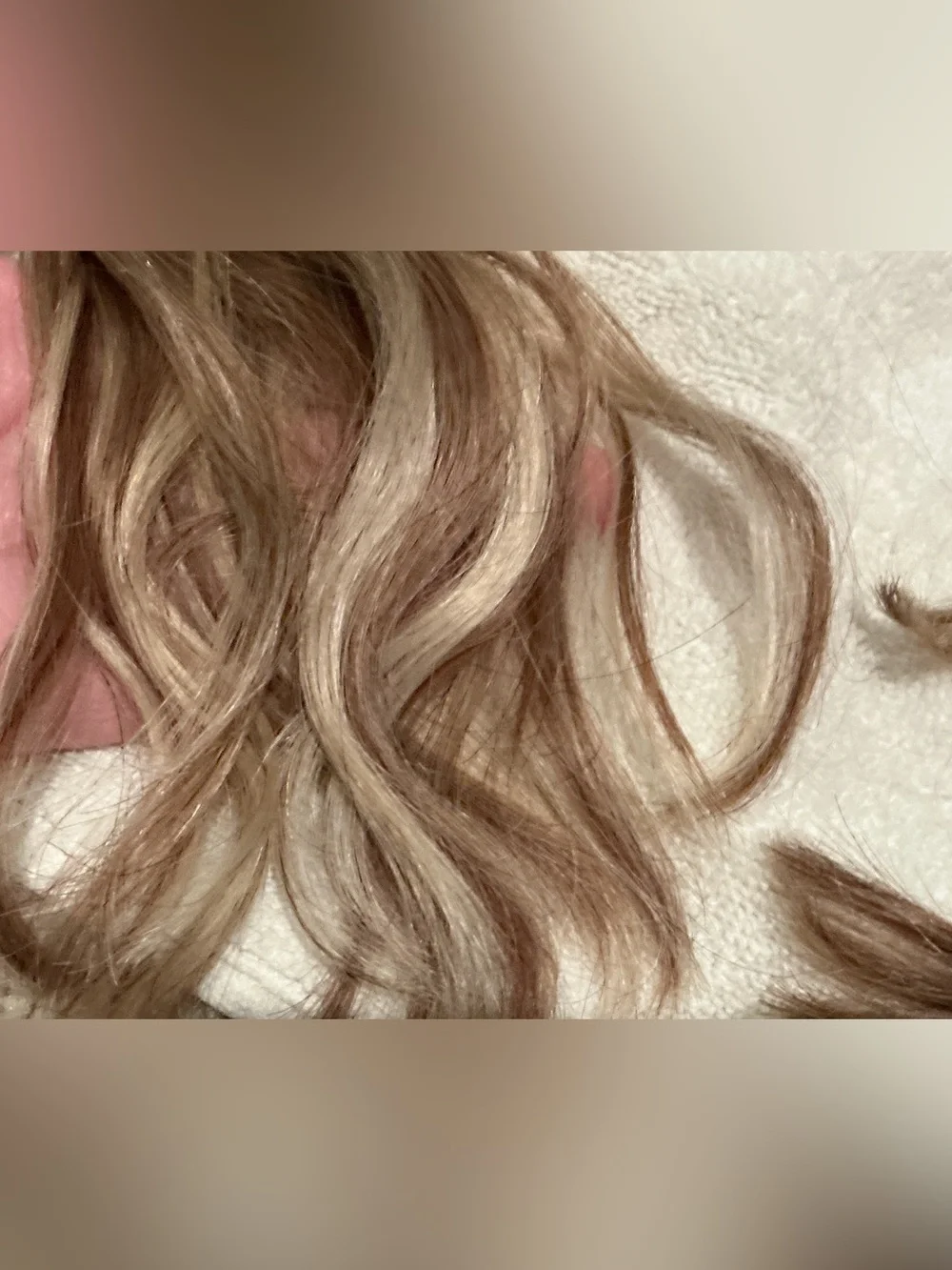 12 Never-Used 9½” Remy Tape-In Wefts Brown Blonde Balayage